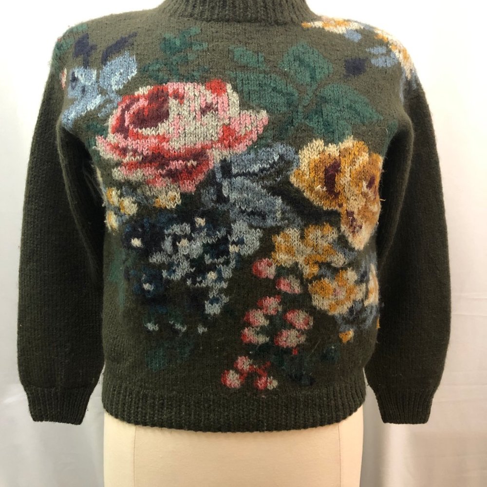 HAND KNIT PULLOVER  FLORAL JONES NEW YORK SIZE M/L